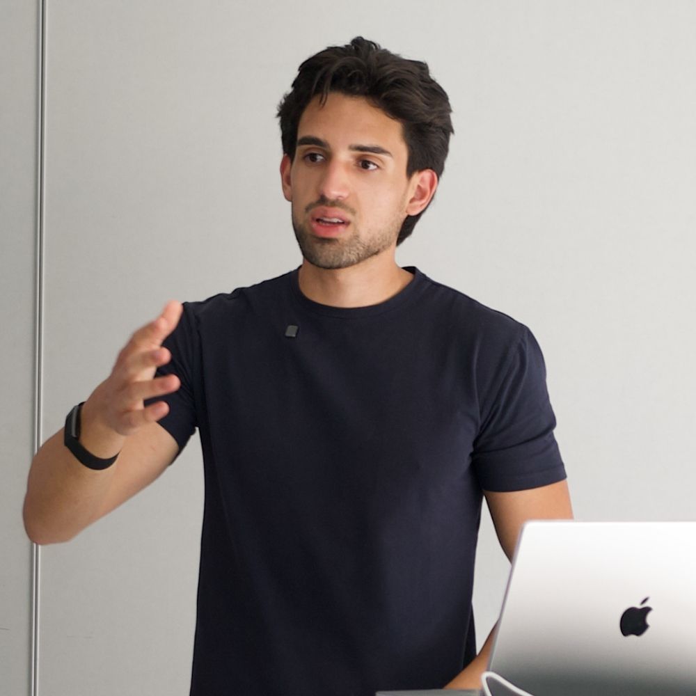 Rodrigo Campos, founder of Douren Health